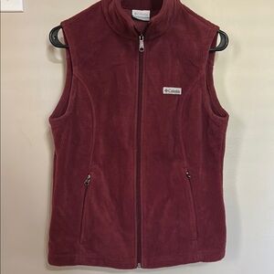 Columbia Women's Burgundy Fleece Vest